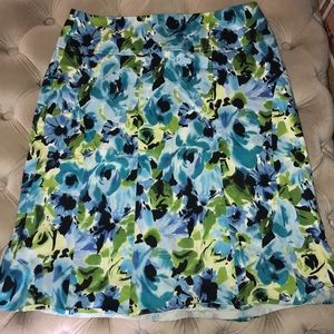 A dress barn skirt that has hardly been worn!